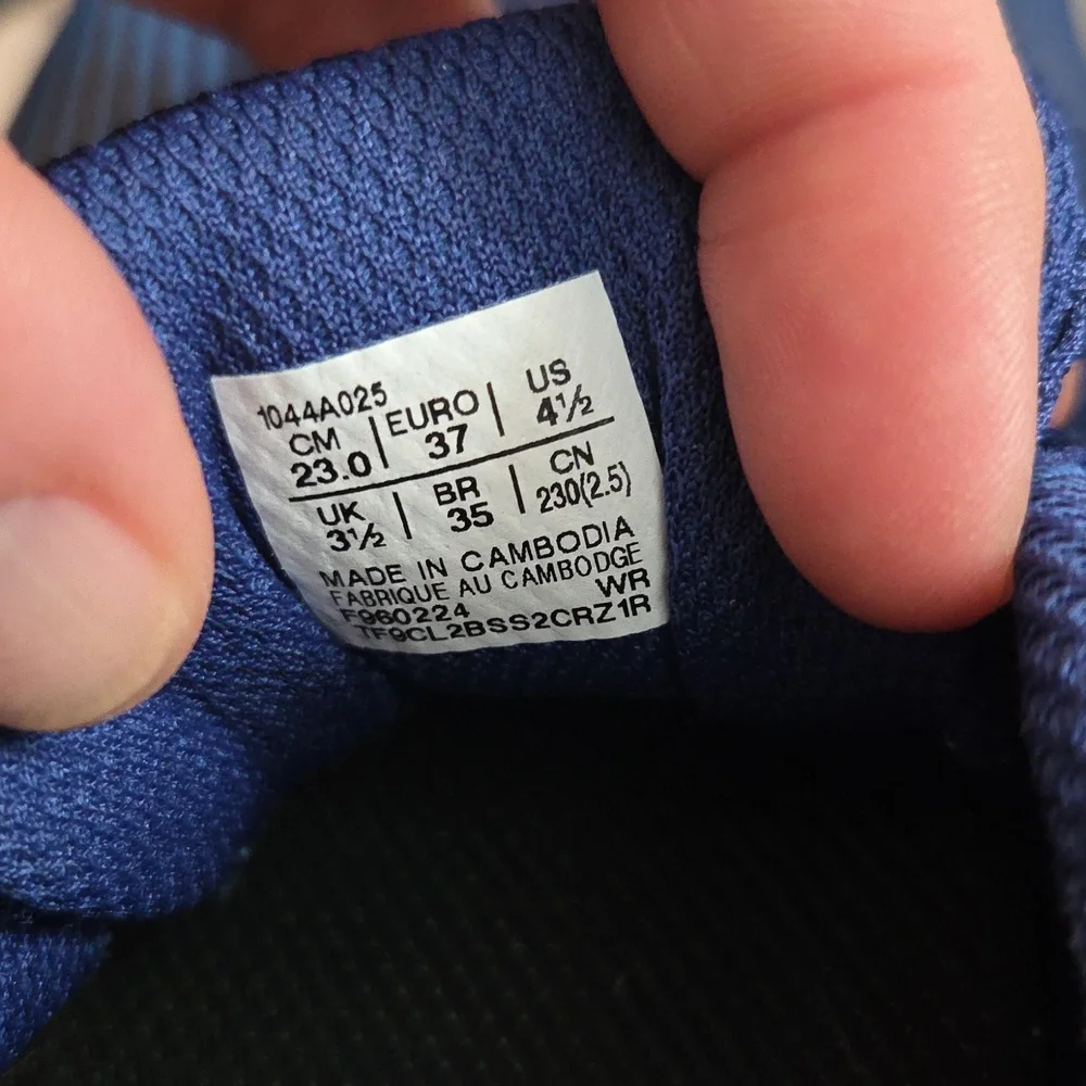 Asics Kids Gel Game Navy and Blue Sneakers size 4.5 - Picture 7 of 7